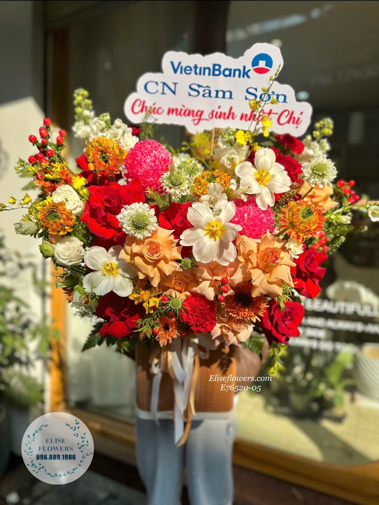 Shop hoa tươi quận Tây Hồ. Cửa hàng hoa tươi quận Tây Hồ. Elise Flowers - Shop hoa tươi Hà Nội.