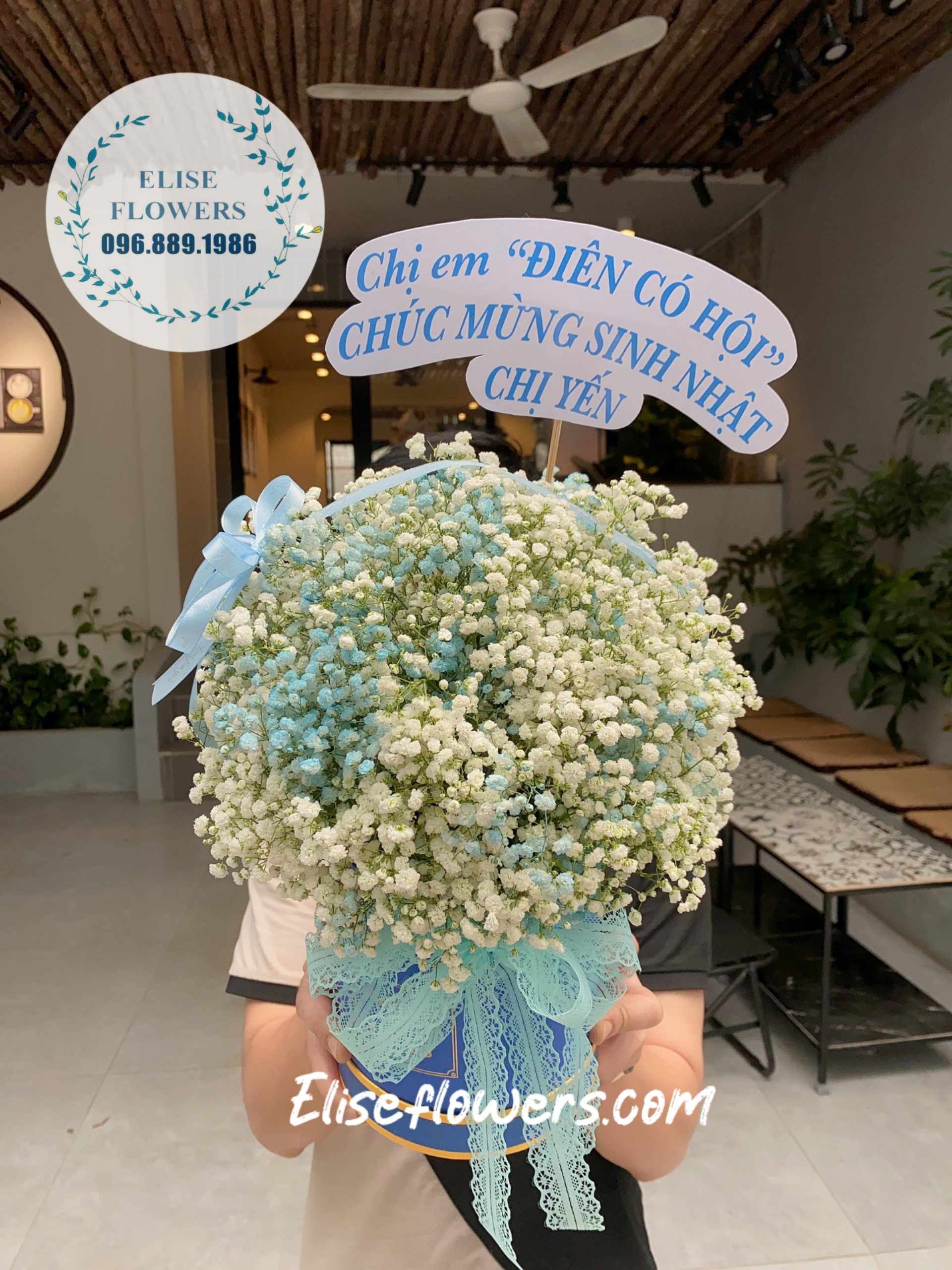 Hộp hoa baby xanh Blue. Hộp hoa sinh nhật đẹp tại Hà Nội. Điện hoa sinh nhật đẹp tại HÀ NỘI