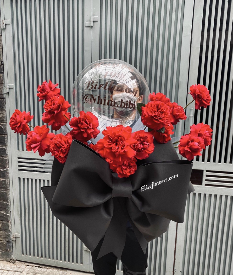 Hộp hoa bong bóng mix nơ khổng lồ chúc mừng sinh nhật. Điện hoa sinh nhật nhanh chóng