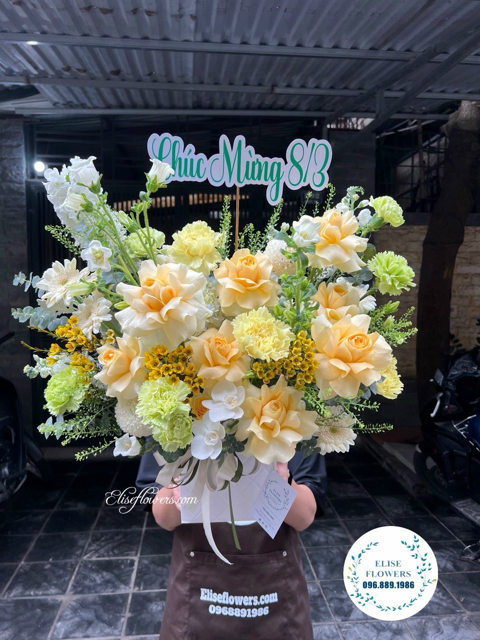 Hop-hoa-chuc-mung-dep-Hop-hoa-khai-truong-dep-o-Ha-Noi-Dat-hoa-online