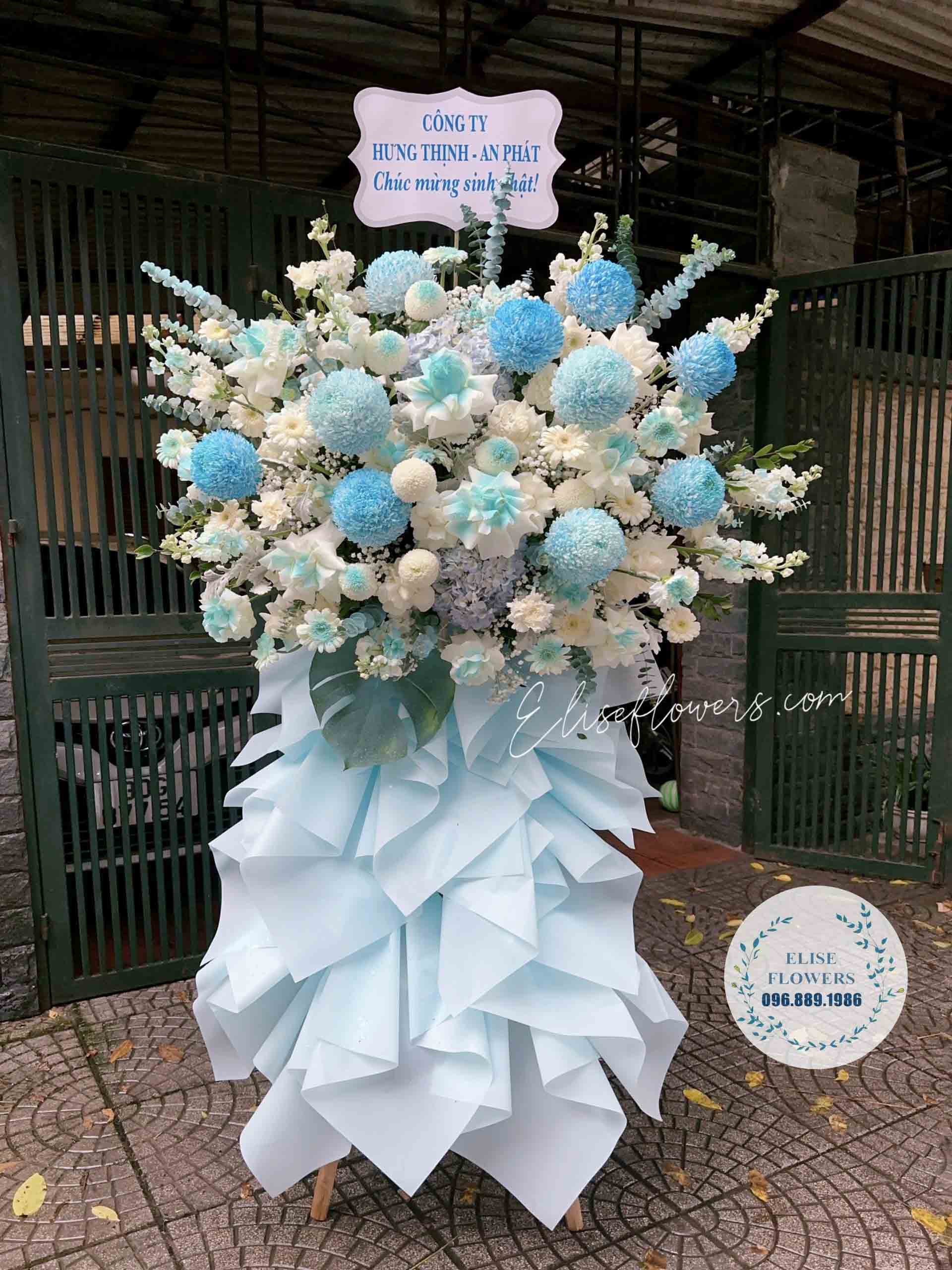 Cây hoa chúc mừng khai trương màu xanh nhạt ở CẦU GIẤY - HÀ NỘI . HOA KHAI TRƯƠNG HÀ NỘI