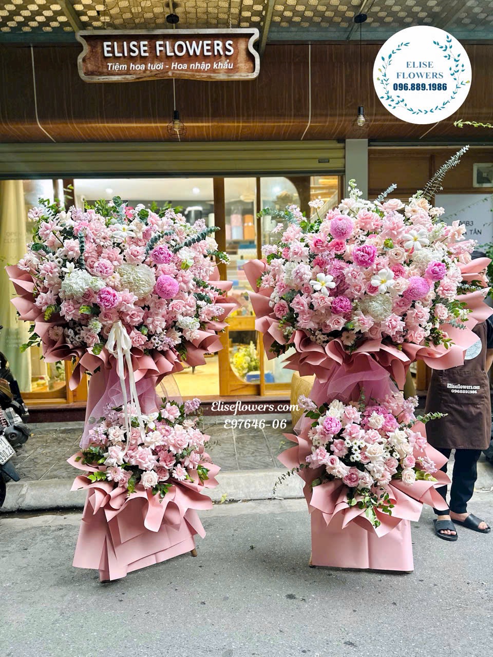 Hoa khai trương Hà Nội. Đặt mua kệ hoa khai trương tone trắng hồng đẹp, sang chảnh