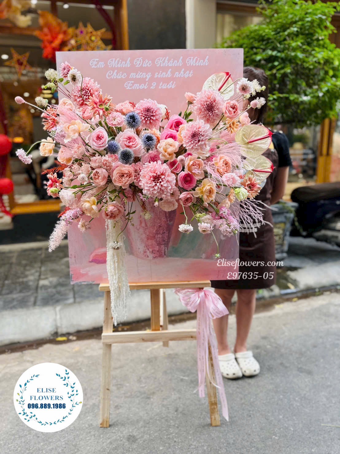 Kệ khung tranh sinh nhật | Hoa sinh nhật tone hồng | Điện hoa sinh nhật Hà Nội Eliseflowers