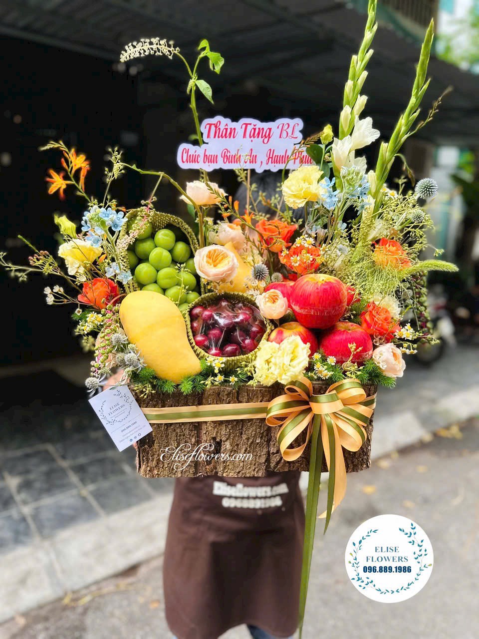 Mua hoa quả nhập khẩu tặng sếpp. Điện hoa quả nhập khẩu tặng sếp