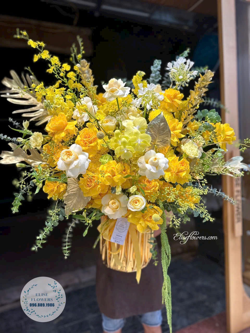 Lẵng hoa sinh nhật cao cấp ở Hà Nội. Mua hoa sinh nhật cao cấp ở Hà Nội