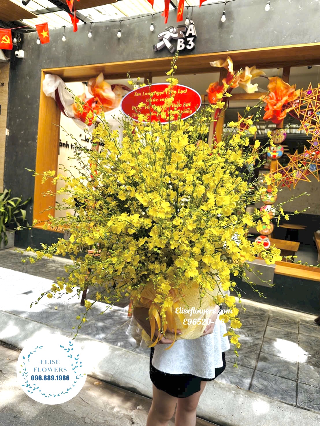 Hoa tươi Hà Nội. Lẵng lan vũ nữ rực rỡ, phú quý. Cửa hành hoa Eliseflowers