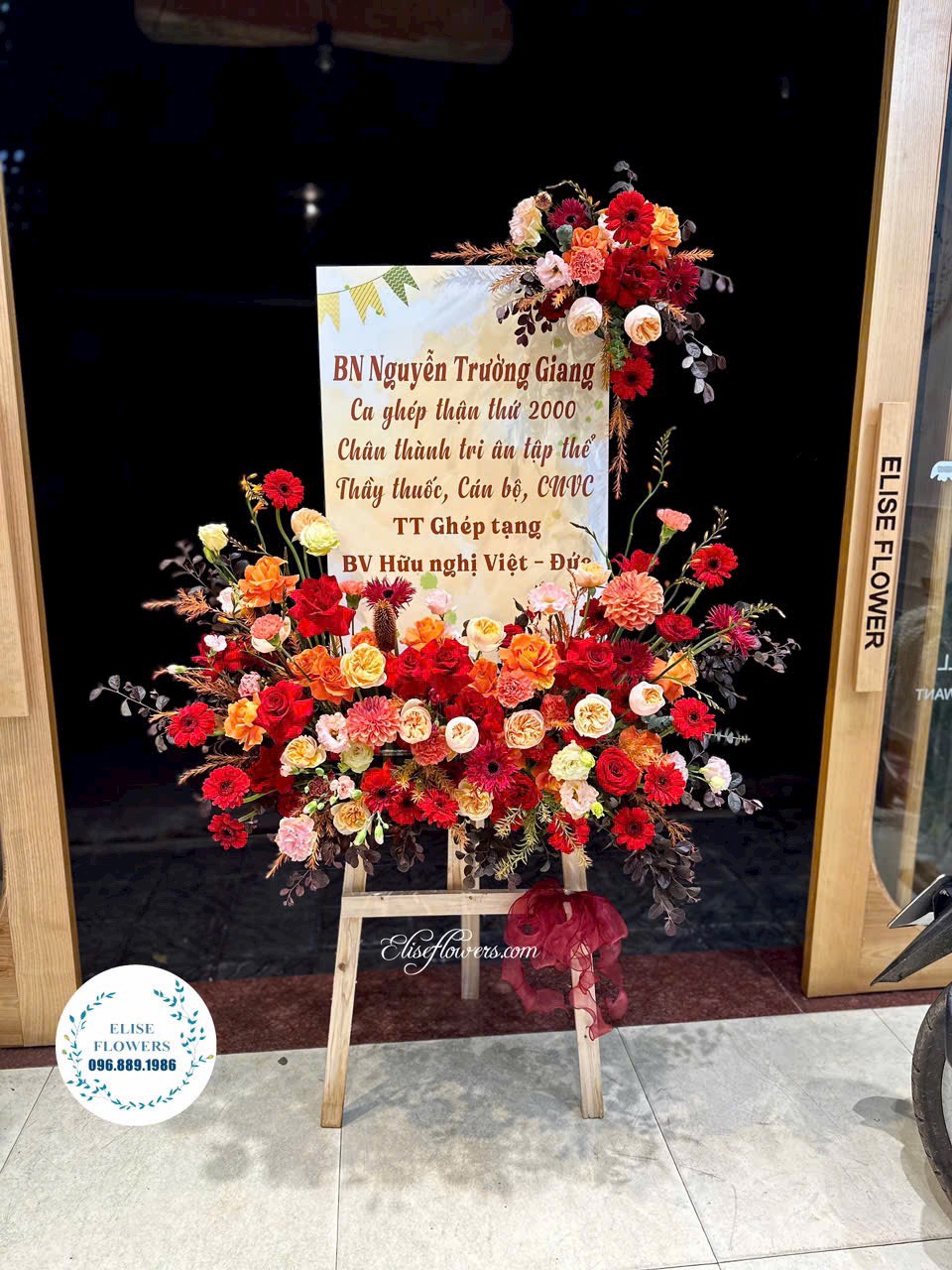 Dịch vụ đặt hoa khai trương cao cấp ở Hà Nội. Giao hoa khai trương Hà Nội