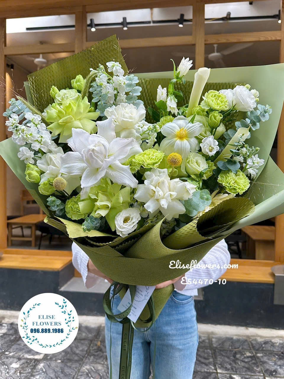 Đặt mua bó hoa sinh nhật màu xanh lá. Điện hoa sinh nhật tại quận Cầu Giấy - Hà Nôi