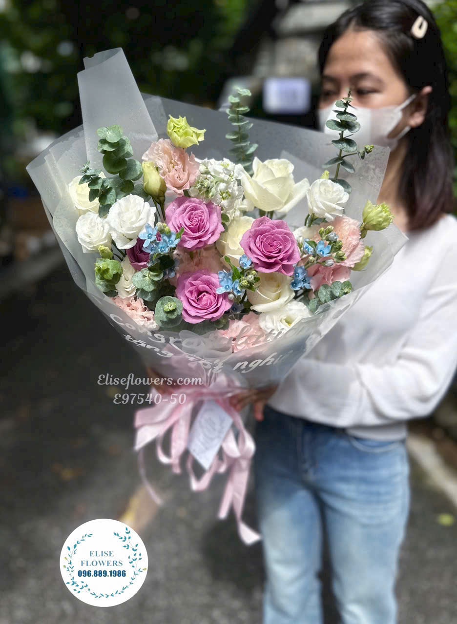 Bó hoa sinh nhật nhỏ xinh. Đặt mua bó hoa sinh nhật đẹp giá rẻ tại Hà Nội