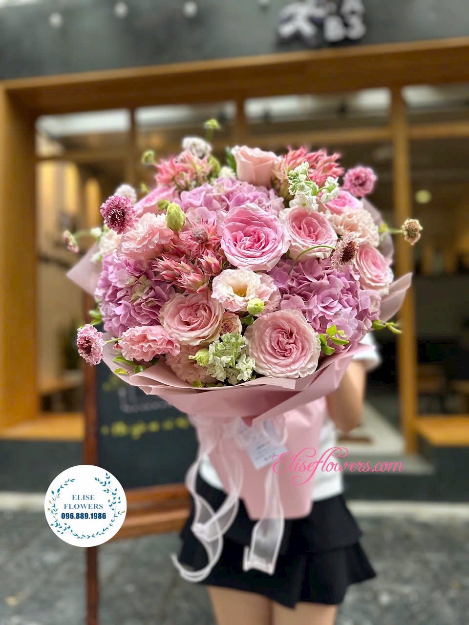 Điện bó hoa tặng sinh nhật vợ yêu. Đặt hoa tặng sinh nhật vợ yêu ở Hà Nội