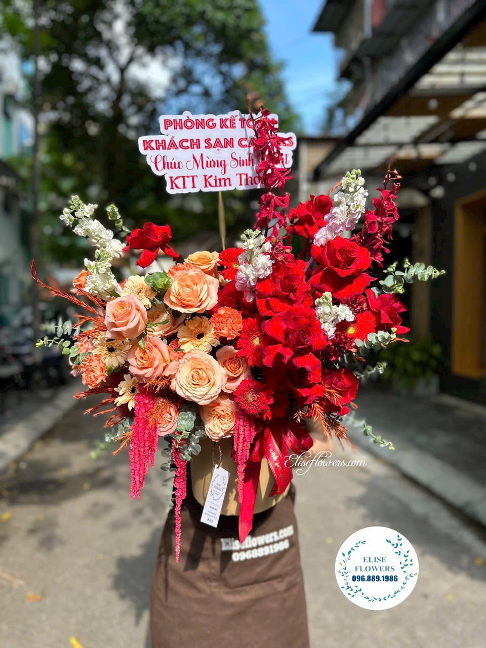 Đặt hoa sinh nhật tại quận Cầu Giấy. Điện hoa sinh nhật quận Cầu Giấy - Hà Nội