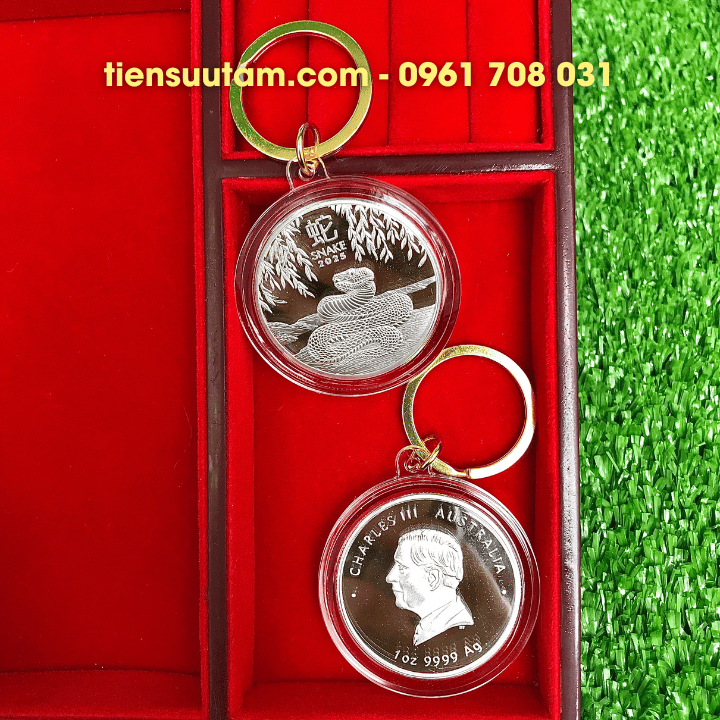 Móc Khoá Xu Úc Hình Con Rắn Mạ Bạc