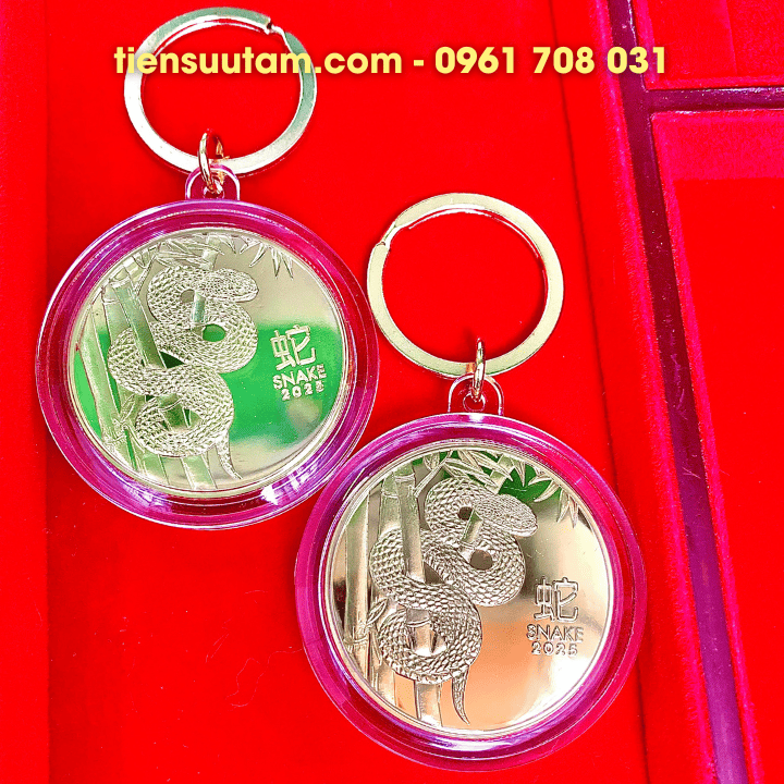 Móc Khoá Xu Úc Hình Con Rắn Mạ Vàng