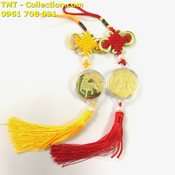 Dây Treo Phong Thủy Đồng Xu Úc Hình Con Trâu Vàng - TMT Collection.com