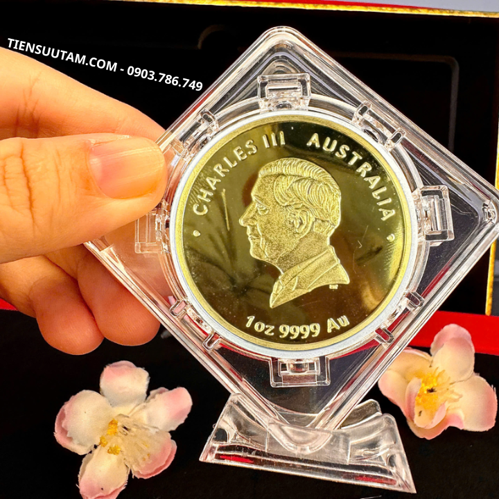 Khung Xoay Xu Úc Hình Con Ngựa Mạ Vàng 2026