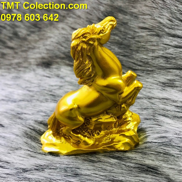 Tượng Con Ngựa Vàng - TMT Collection.com