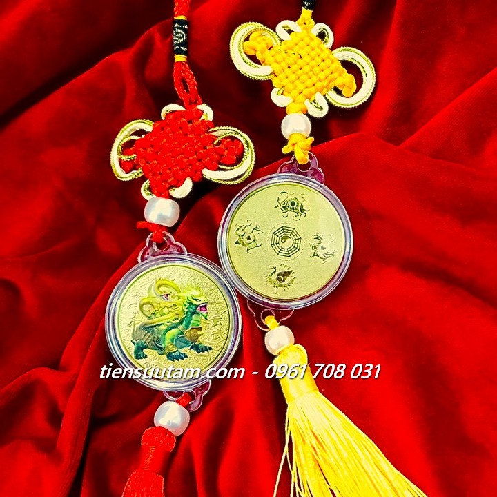 Dây Treo Ô Tô Xu Phong Thuỷ Tứ Tượng Huyền Vũ Vàng In Màu