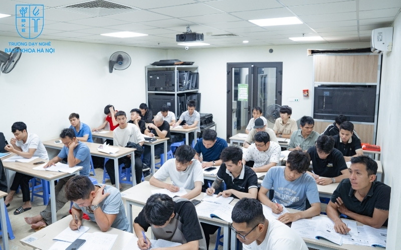 Trường Dạy Nghề Bách Khoa Hà Nội là là một trong những địa chỉ đào tạo nghề uy tín lâu năm tại Thủ đô