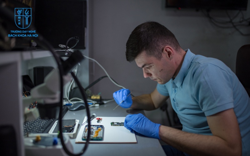 Học nghề thực tế, ra nghề có việc ngay