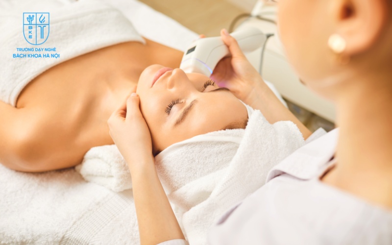 Ngành spa và làm đẹp đang trên đà phát triển mạnh mẽ, mang lại nhiều cơ hội hấp dẫn