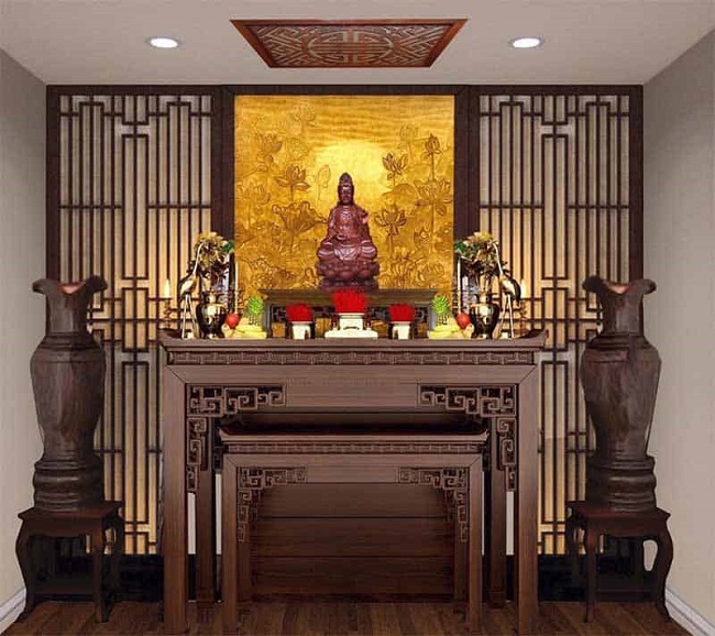 Cách xem ngày tốt chuyển bàn thờ theo tuổi