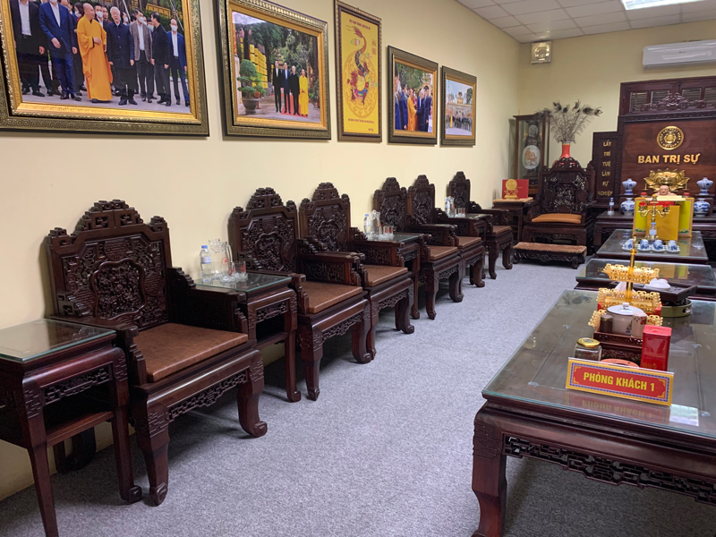 nội thất hội trường gỗ gụ