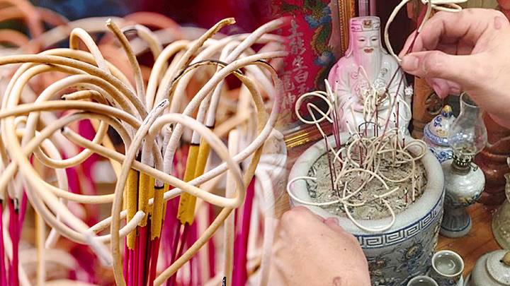 Thực hiện tỉa chân hương bàn thờ