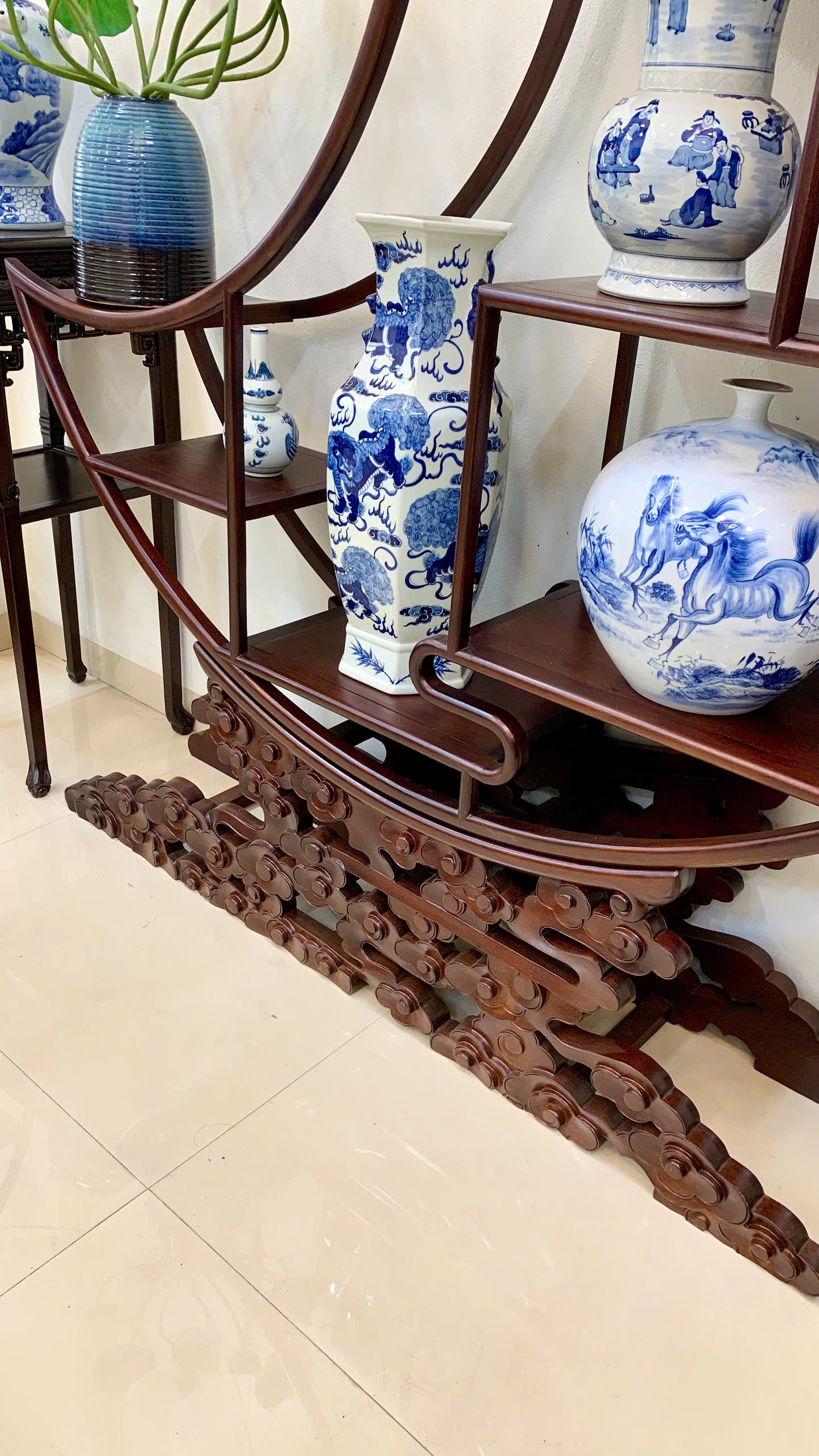 kệ gỗ trang trí