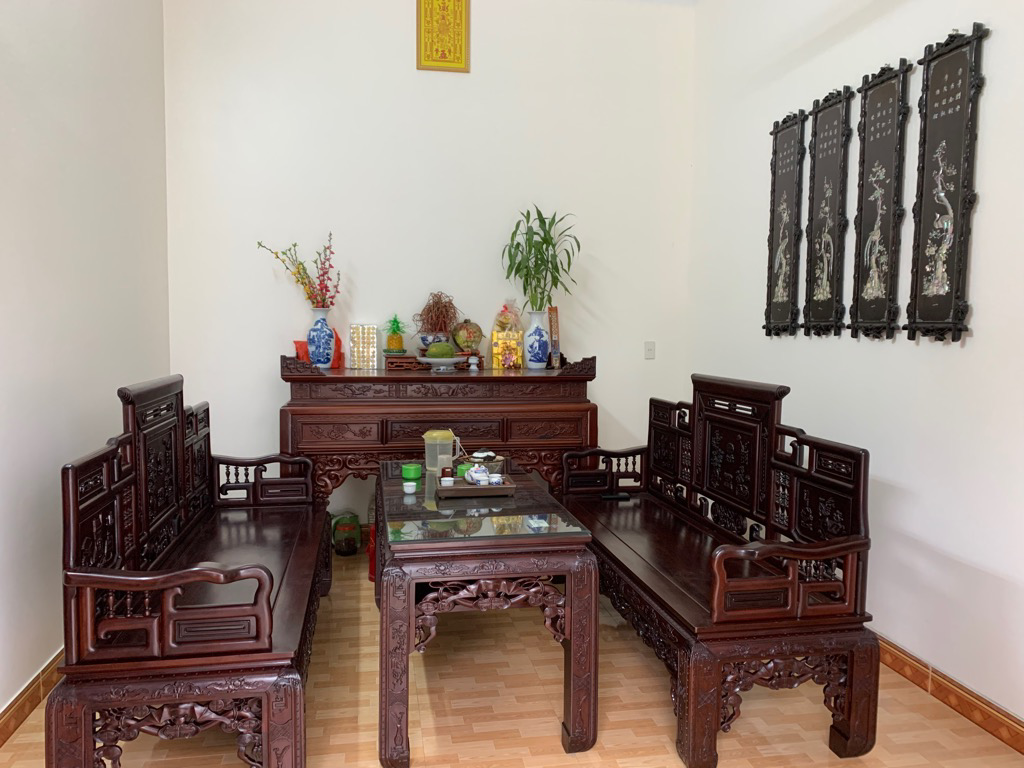 Mách bạn kinh nghiệm mua bàn ghế trường kỷ ở đâu