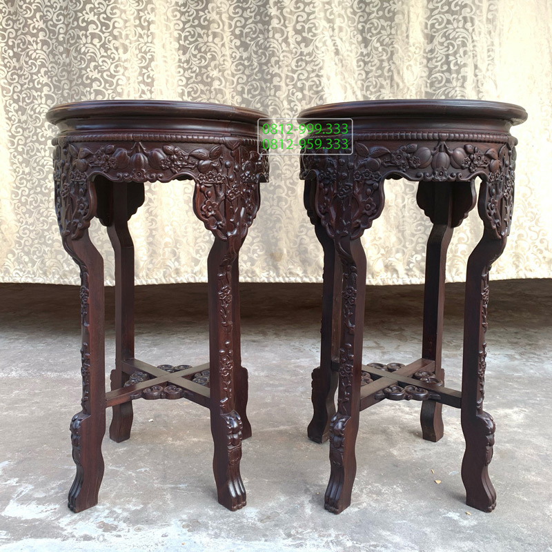 Đôn gỗ tròn chạm đào