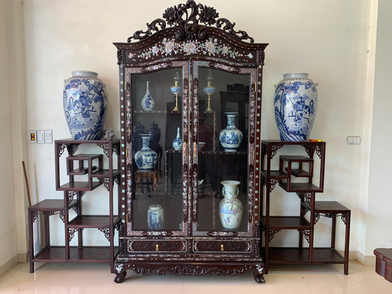 mẫu tủ rượu gỗ gụ đẹp