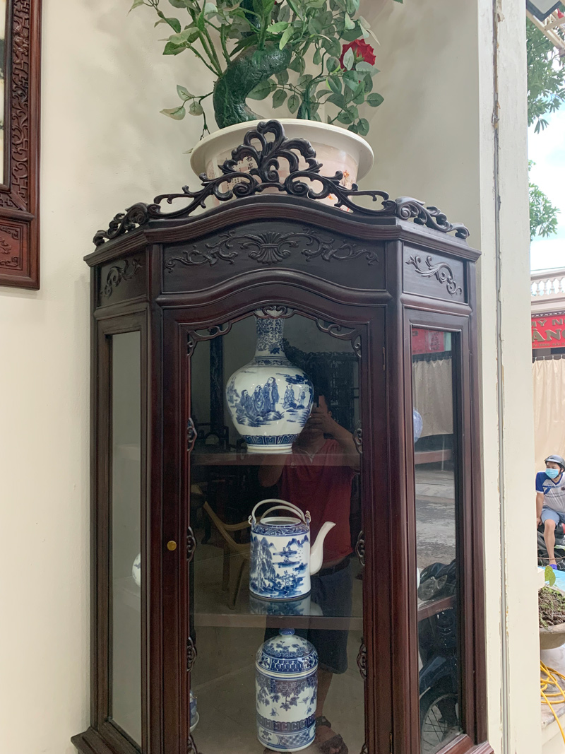 tủ góc gỗ gụ