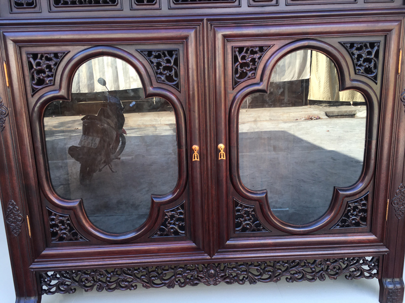 tủ thờ kiểu huế