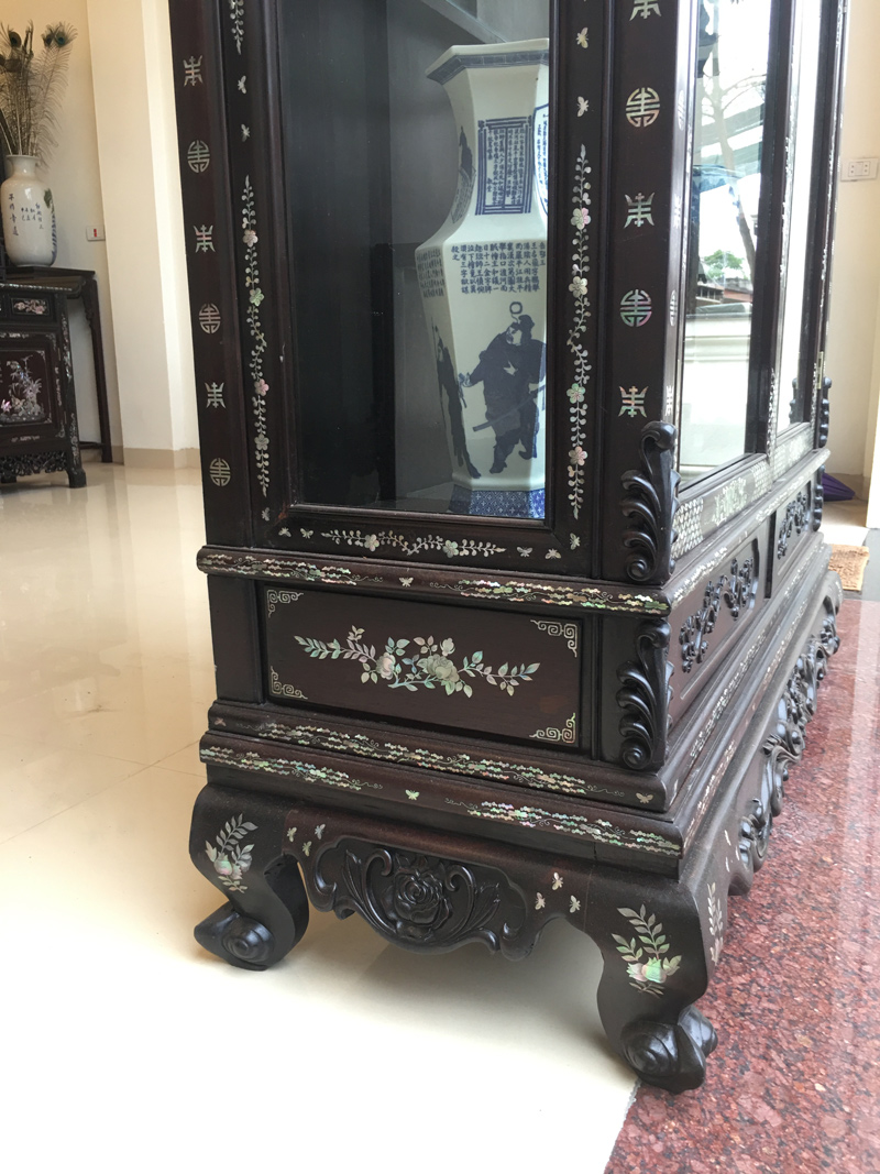 mẫu tủ rượu gỗ gụ đẹp