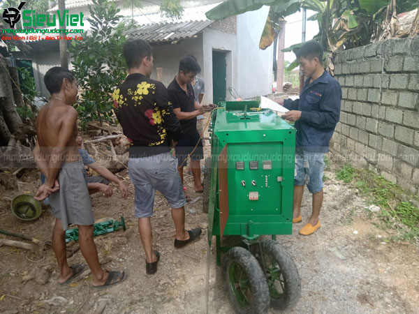 Máy bẻ đai sắt giá rẻ SV-M45 tại công trình