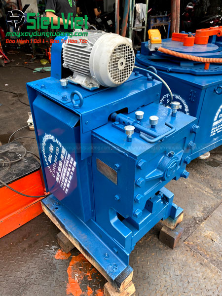 Máy cắt sắt cũ D42 Nhật Bản