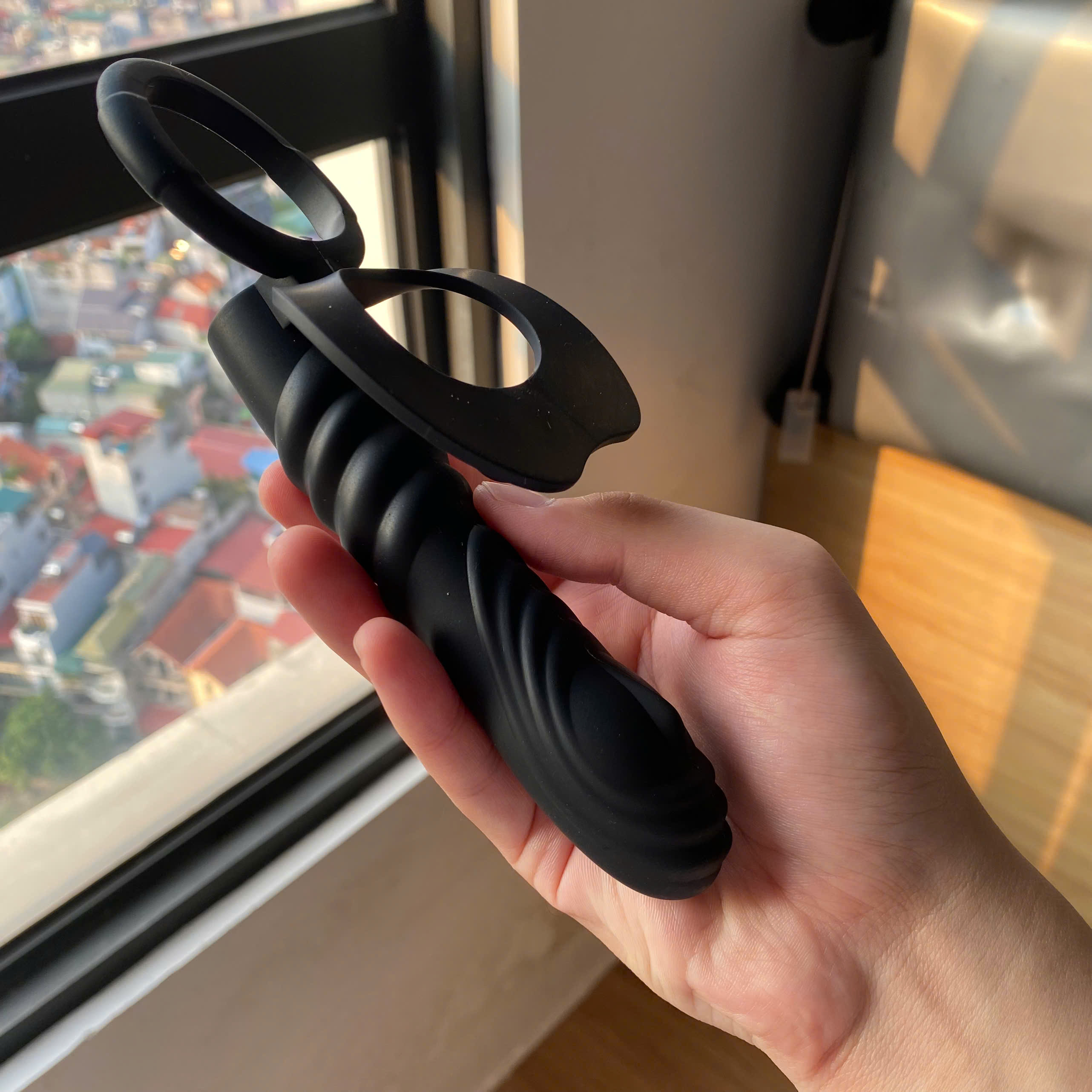 Vòng đeo dương vật chọc hậu môn khóa tinh dịch