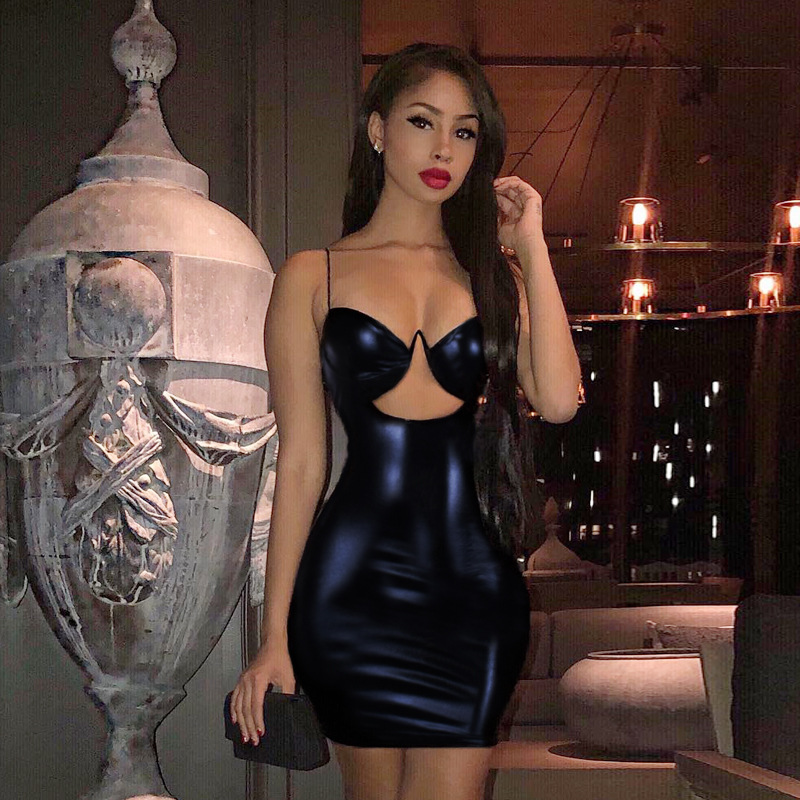 Váy da bóng ngực gọng sexy