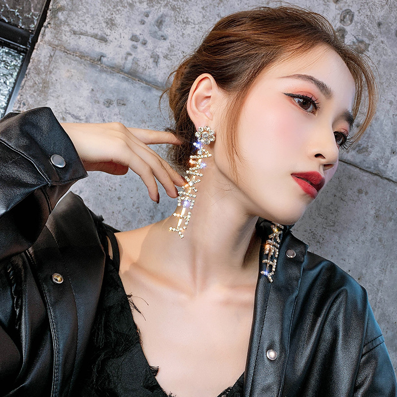 Khuyên tai nữ bạc Anxiety