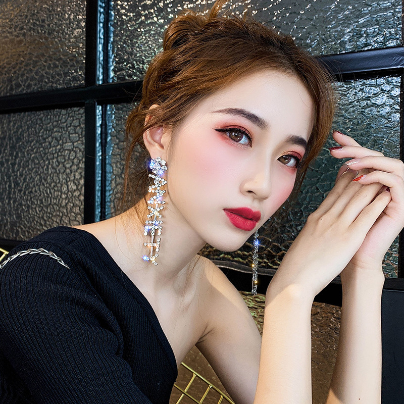 Khuyên tai nữ bạc Anxiety