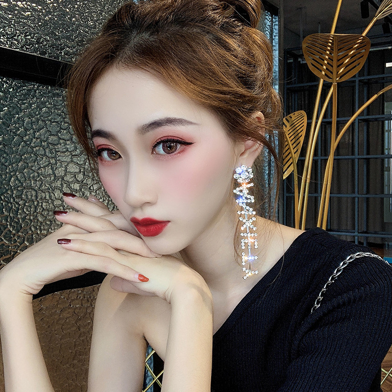 Khuyên tai nữ bạc Anxiety