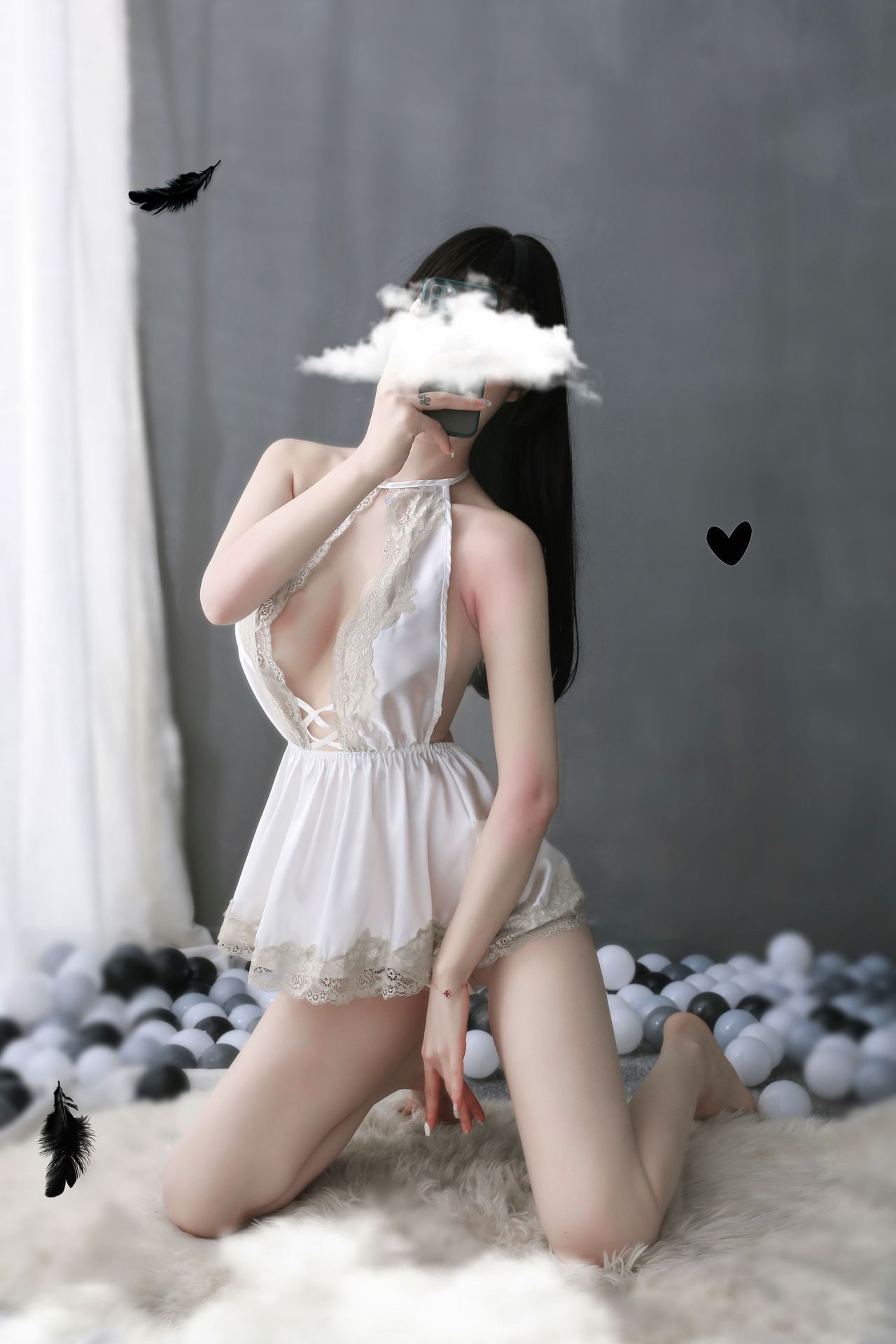 Váy ngủ sexy hở ngực dây đan mời gọi