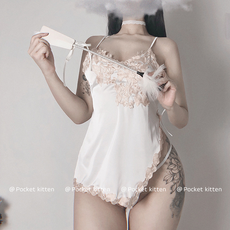 Váy ngủ yếm lụa họa tiết ngắn