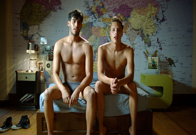 Gay Là Ai? Giải Thích Đầy Đủ Và Dễ Hiểu Về Đồng Tính