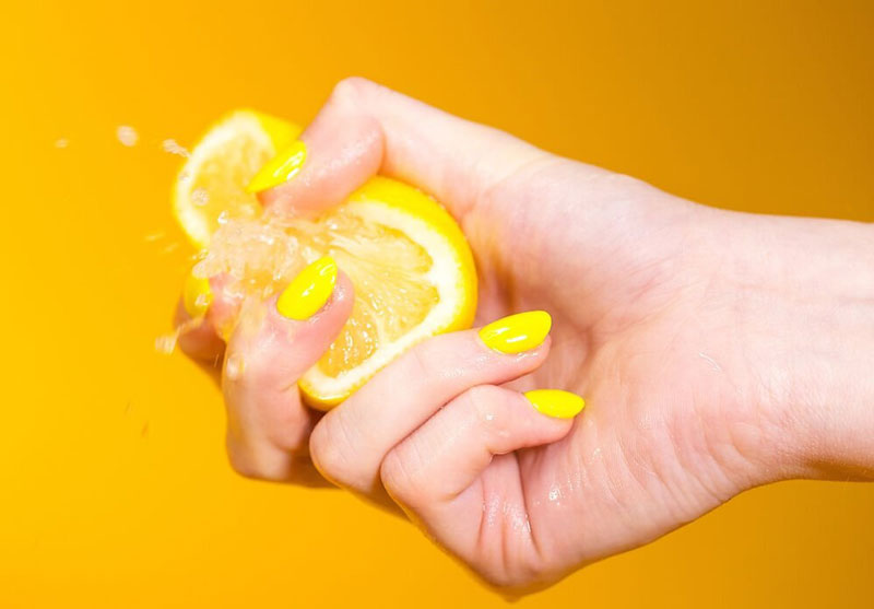 Tinh Dịch Phụ Nữ Màu Gì? Những Sự Thật Thú Vị Về “Nước Yêu” Mà Bạn Không Nên Bỏ Qua