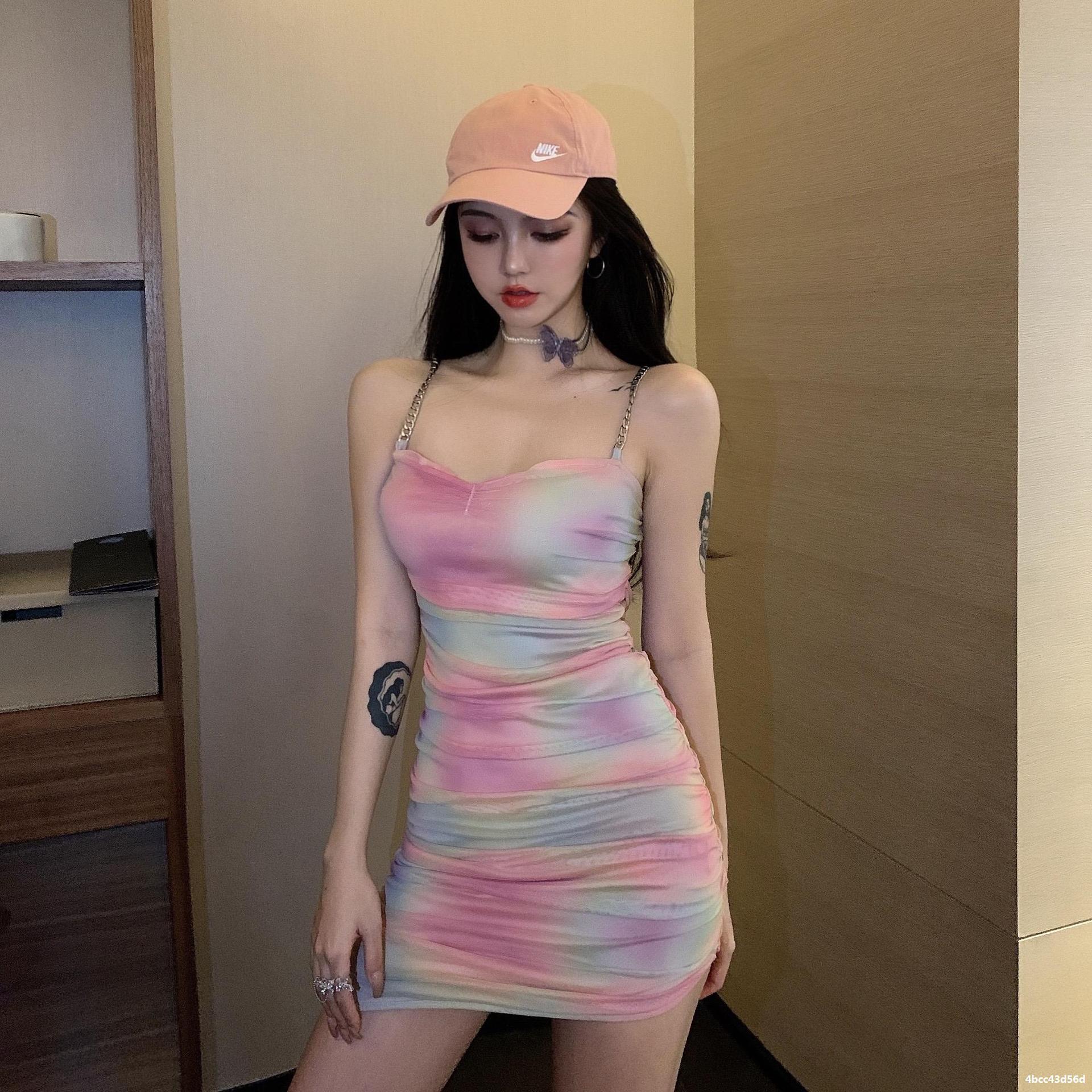 Váy lưới cầu vồng dây sắt