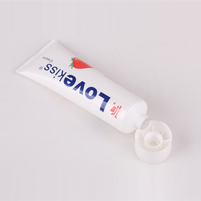 (GIÁ HỦY DIỆT) Gel bôi trơn Love Kiss Cream 100ml TẶNG ĐỒ NGỦ