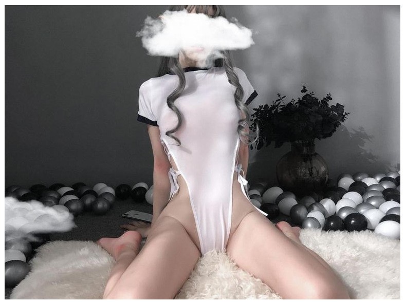 Bodysuit cộc tay dây đan hông sexy