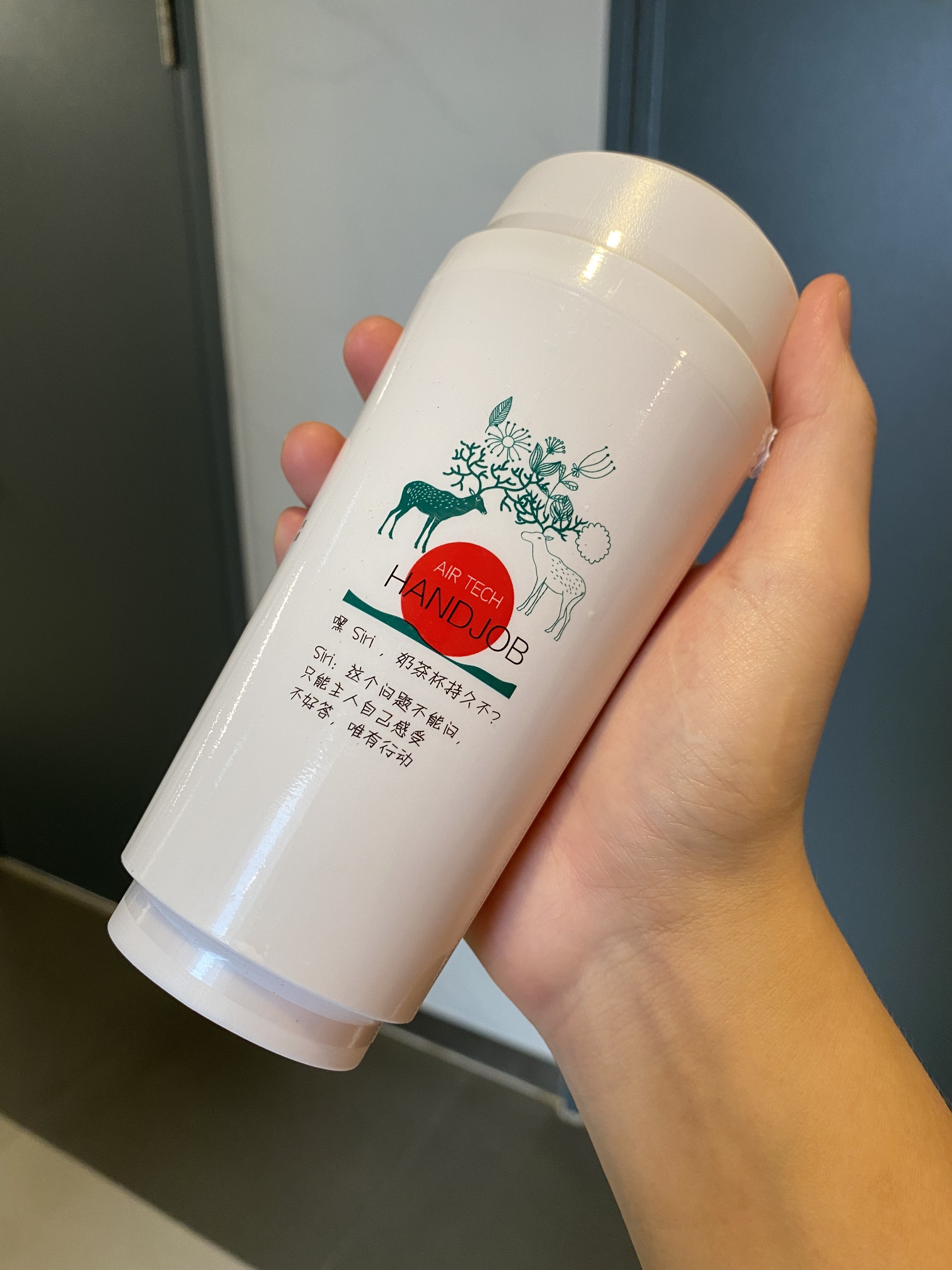 Top âm đạo giả dễ ngụy trang 2026: Cốc đen pin (đèn pin) & Cốc trà sữa – Giấu cực kín tại Nữ Hoàng Khoái Cảm