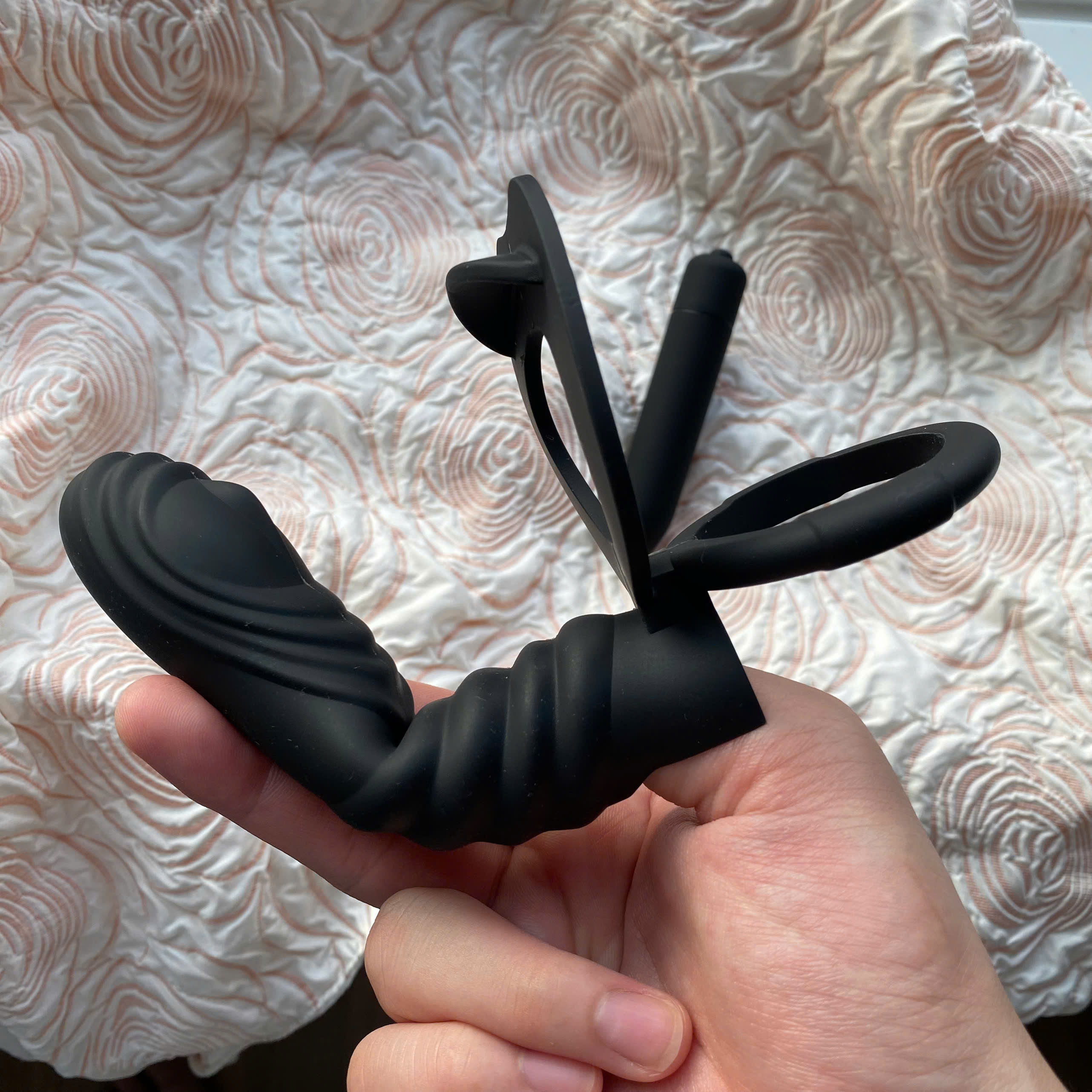 Vòng đeo dương vật chọc hậu môn khóa tinh dịch